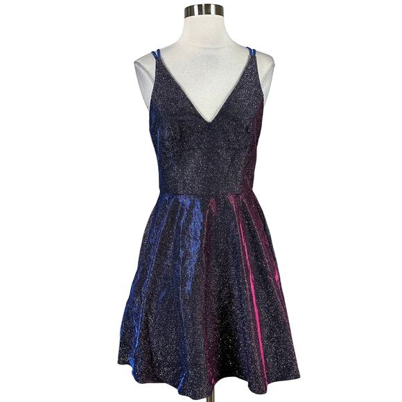 XSCAPE Glitter Knit Mini Fit and Flare Size 8 Black Iridescent Strappy Back - Picture 1 of 14